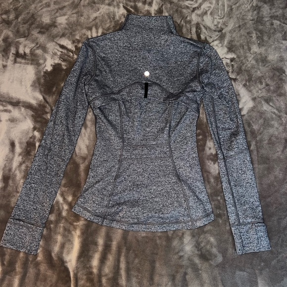 Lululemon Define Jacket - Picture 4 of 5